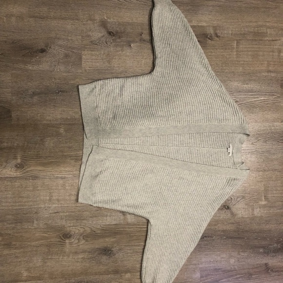 American Eagle. Oversized Cardigan Sweater. Med. - Picture 11 of 12